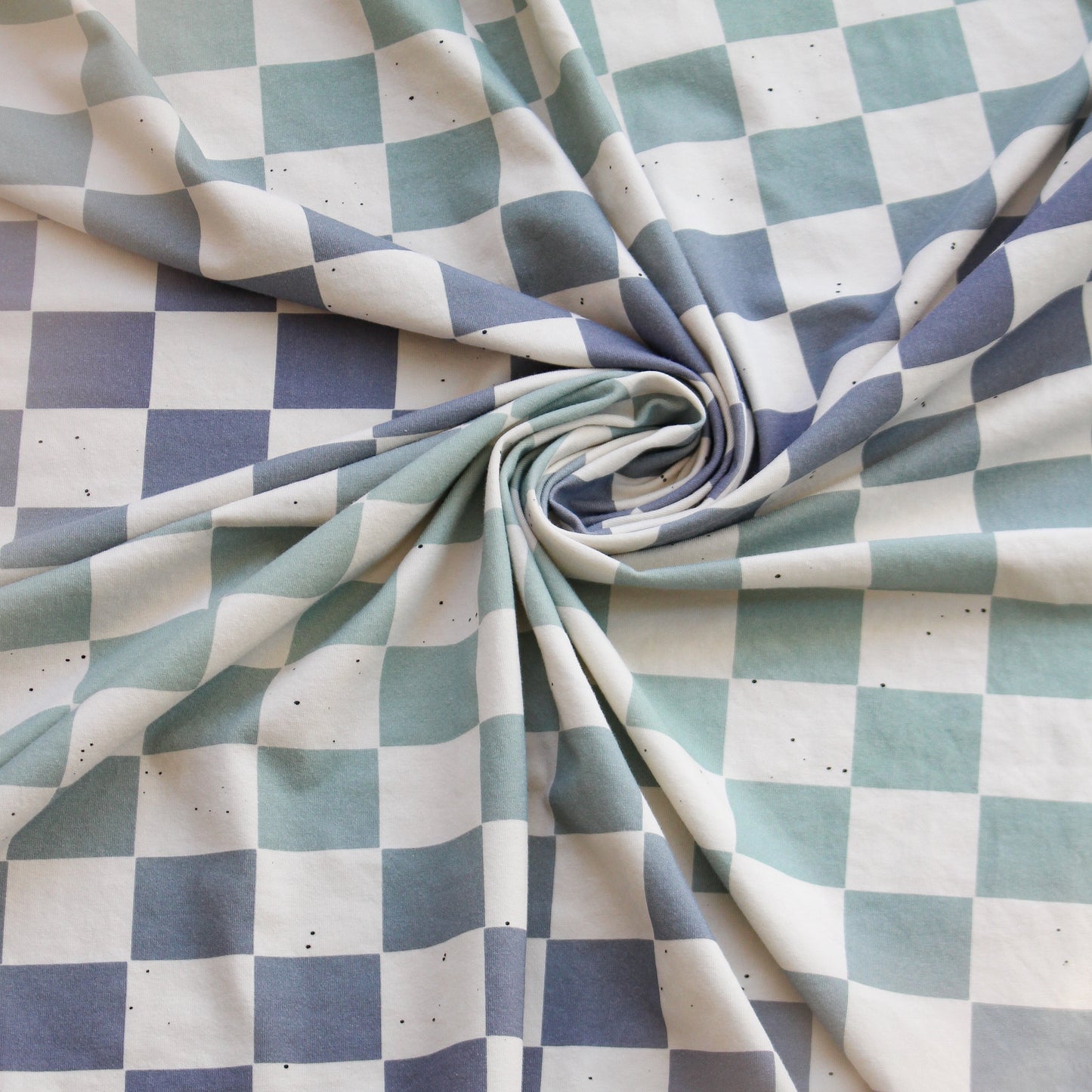 French Terry - Wild Outdoor Checkerboard - Hintergrundton "Dirty Milk"
